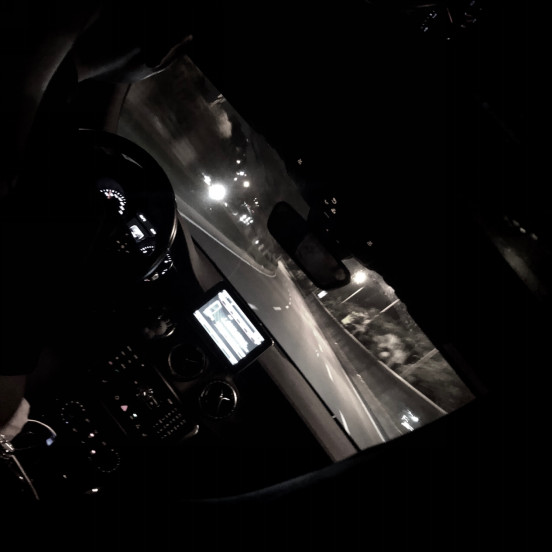 追女生实战约会技巧案例-闺蜜三人开着AMG C63想要灌醉我,结果被反杀 追女生实战约会技巧案例-闺蜜三人开着AMG C63想要灌醉我,结果被反杀