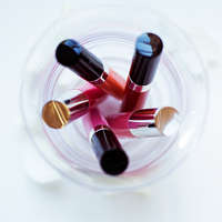 女生节给喜欢的女生送什么礼物好？最具创意的送礼攻略分享！