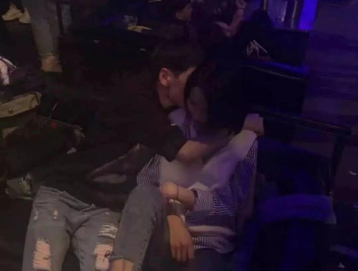 追女生聊天约会实战:夜店1v5的悲惨经历! 追女生聊天约会实战:夜店1v5的悲惨经历!