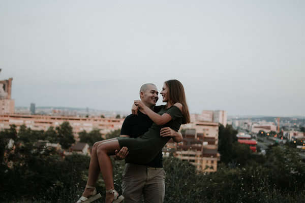 女生过了热恋期的10个表现，男生一定要早知道早预防！